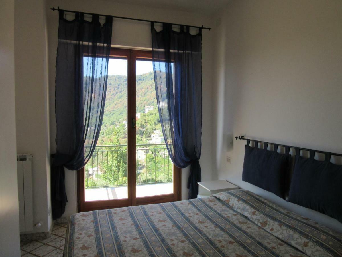 Garaventa Angelo Apartments Uscio Esterno foto
